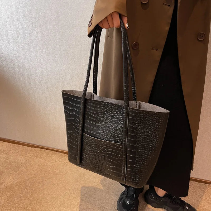 Christina™ | Elegante Veganes Leder Schultertasche