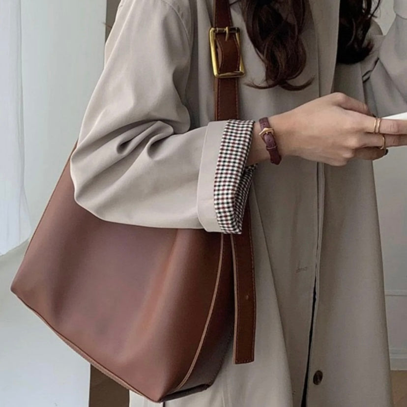 Stacy™ | Elegante Kunstleder Handtasche